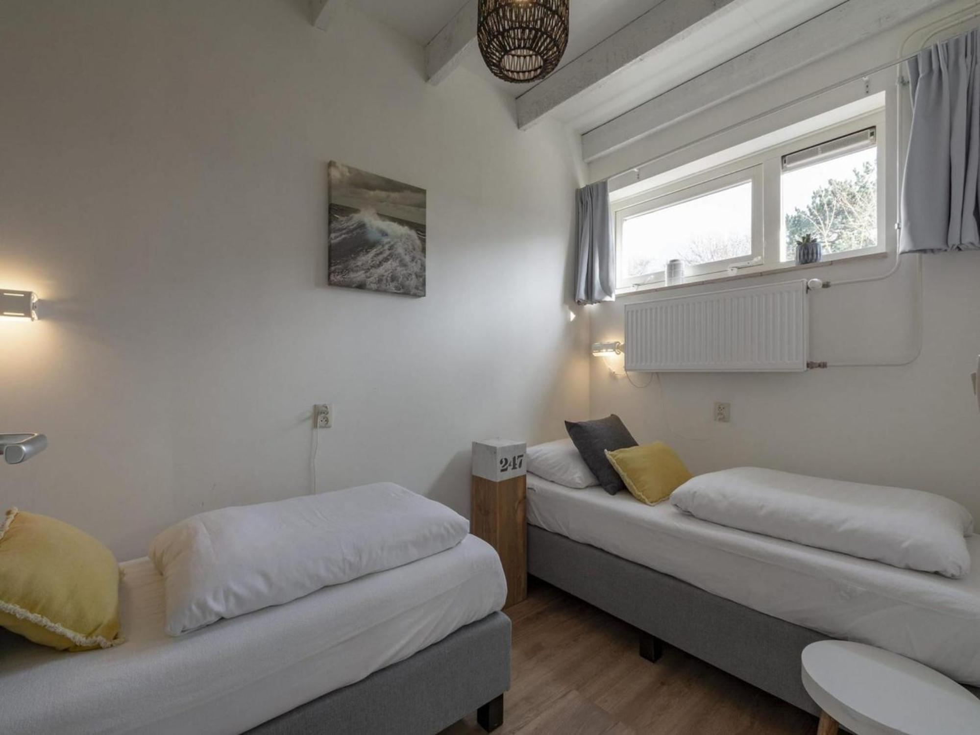 Cozy Bunglow With Garden Sint Maartensvlotbrug Esterno foto